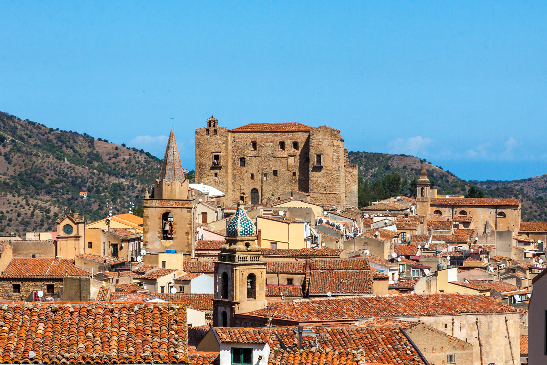 Le bellezze di Castelbuono - Emerald - Residence Hotel Cefalù sul mare