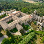 Visita al Castello di Federico II e l’Abbazia di Santa Maria Del Bosco - Emerald - Residence Hotel Cefalù sul mare